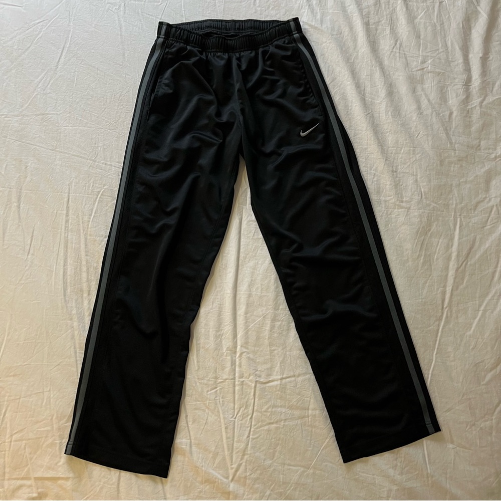 Nike Men’s Lightweight Breathable Training Pants | Black | Size M